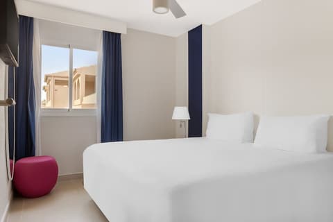 Los Amigos Beach Club