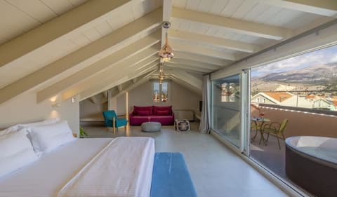 Ionian Plaza Hotel & Spa