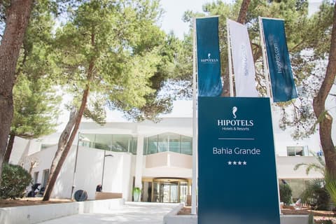 Hipotels Bahía Grande Aparthotel