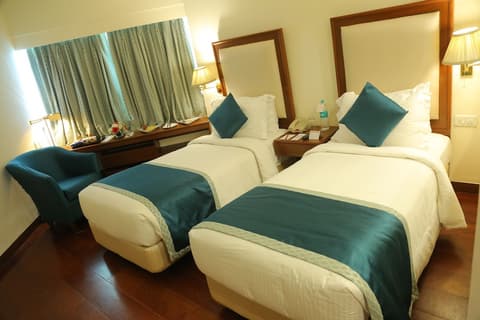 Hotel The Royal Plaza, Room