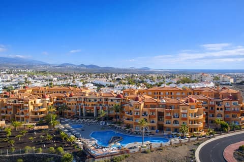 Grand Muthu Golf Plaza Hotel