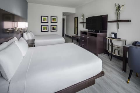 DoubleTree by Hilton Sarasota Bradenton Airport