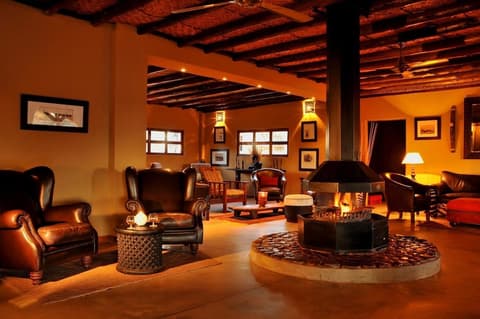 Zebra Kalahari Lodge