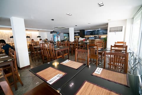 The Ecotel Bangkok, Restaurant