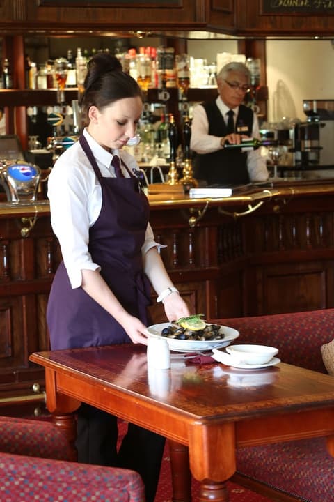 The Higher Trapp Hotel, Bar (on property)