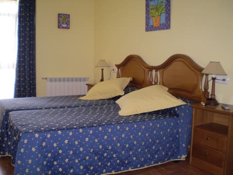 Casa de Aldea Ruiloba, Room