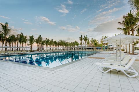 Hotel Riu Emerald Bay - All Inclusive, Pool