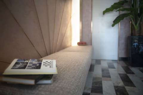 Hotel 81 Premier Princess