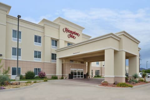 Hampton Inn Alpine, Exterior