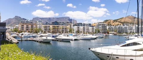 aha Harbour Bridge Hotel & Suites