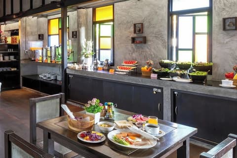 Phuketa Hotel Phuket Town, Breakfast buffet
