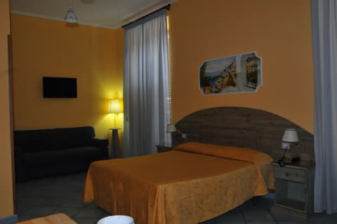 Hotel Potenza, Room