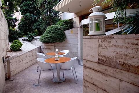 Vilana Hotel Boutique, Bar (on property)