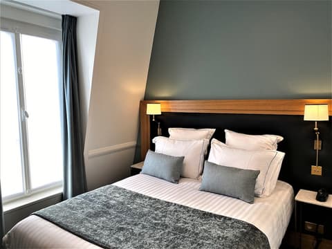 Hotel Le Cercle Tour Eiffel