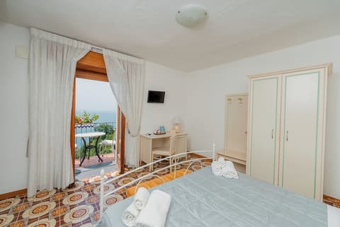 Albergo Diffuso Bacco Furore