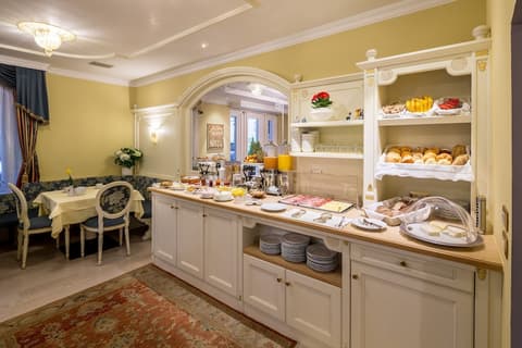 Windsor Merano Hotel & Suites, Buffet