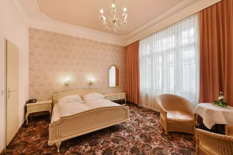 Hotel Pension Baronesse, Room