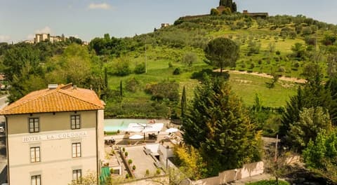 Hotel La Colonna, Aerial view