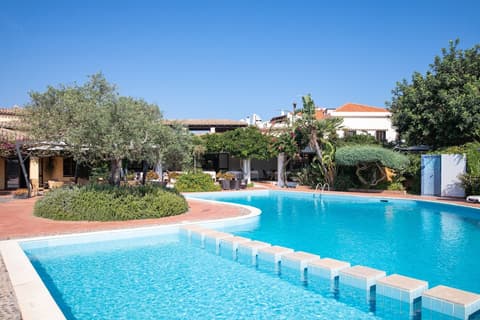 Hotel La Torre, Outdoor pool