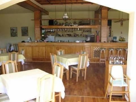 Margarita, Restaurant