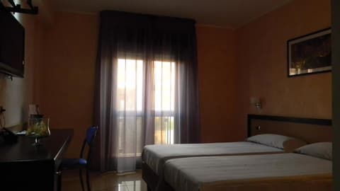 Grand Hotel Paradiso, Room