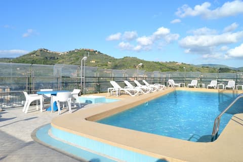 Ambasciatori Palace, Rooftop pool