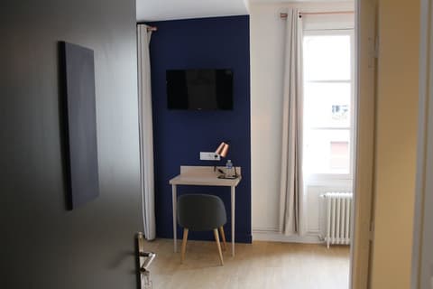 Hôtel La Fontaine Caen Centre, Room