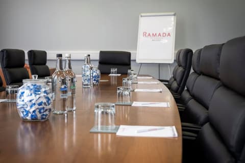 Ramada by Wyndham Belfast City Centre, Meeting facility