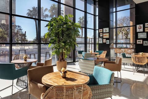 Catalonia Málaga, Reception