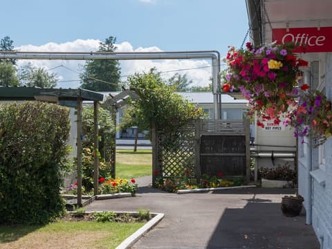 ASURE Cleveland Rotorua, Reception