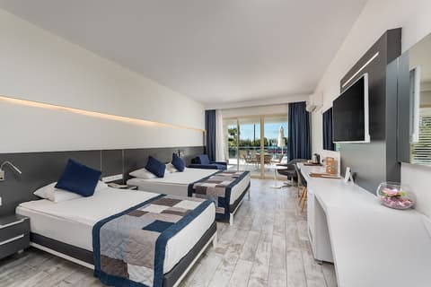 White City Beach - Adults Only