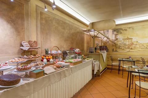 Hotel Marco Polo, Restaurant