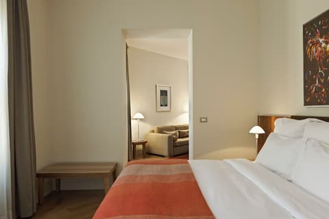 Tomtom Suites - Special Class