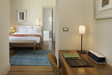 Tomtom Suites - Special Class