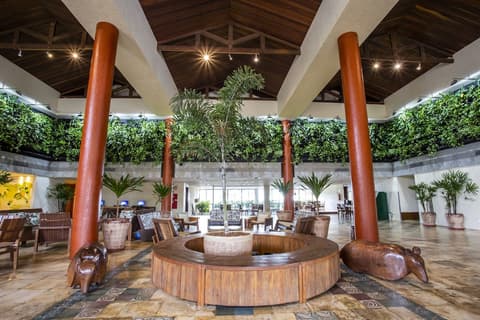 Beach Park Suites Resort