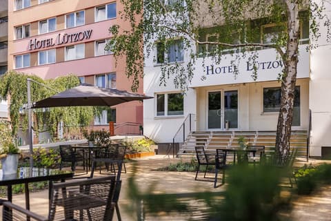 Hotel Lützow, Terrace/patio