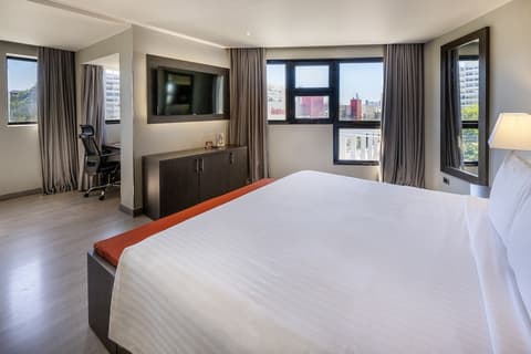 W&P Santo Domingo, Room