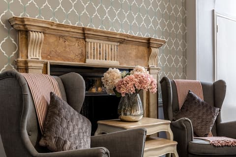 Clifden House by Nina