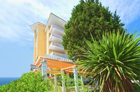 Wellness Hotel Apollo – Lifeclass Hotels & Spa, Portorož