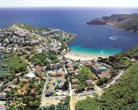 L'Escala Resort