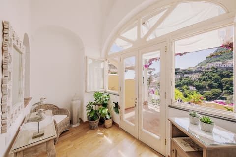 Villa Mary Suites, Room