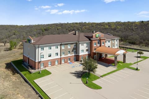 Holiday Inn Express Hotel & Suites Graham by IHG