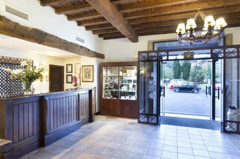 Parador De Cangas De Onis