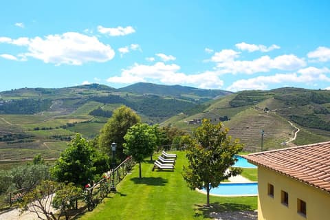 Hotel Rural Quinta do Silval, Outdoor pool