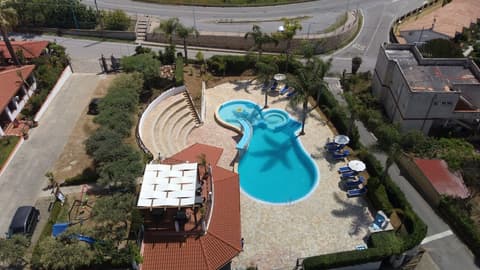 Residence Hotel La Taverna, Pool