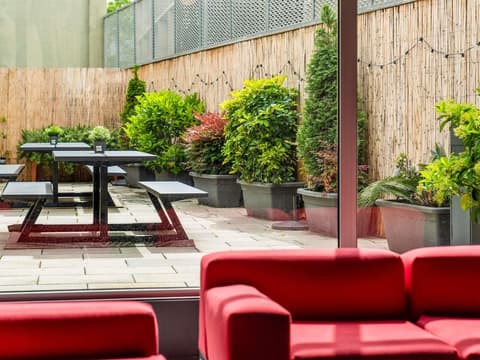 ibis Barcelona Glories 22, Terrace/patio