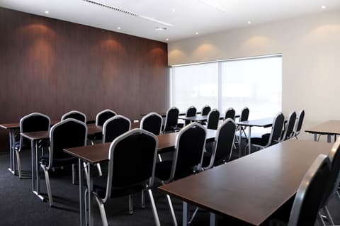 AS Hoteles Torrent, Business center