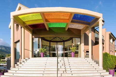 Alexandra Golden Boutique Hotel, Interior entrance