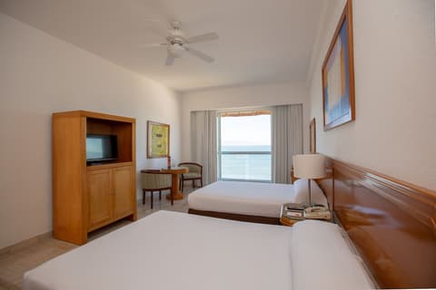 Ocean Breeze Nuevo Vallarta, Room