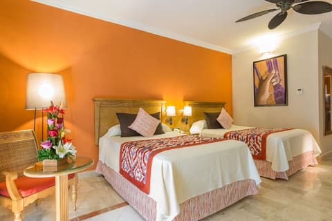 Grand Palladium Colonial Resort & Spa - All Inclusive